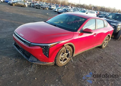 2025 Kia K4 Lxs from USA, damaged, VIN 3KPFT4DE7SE043923